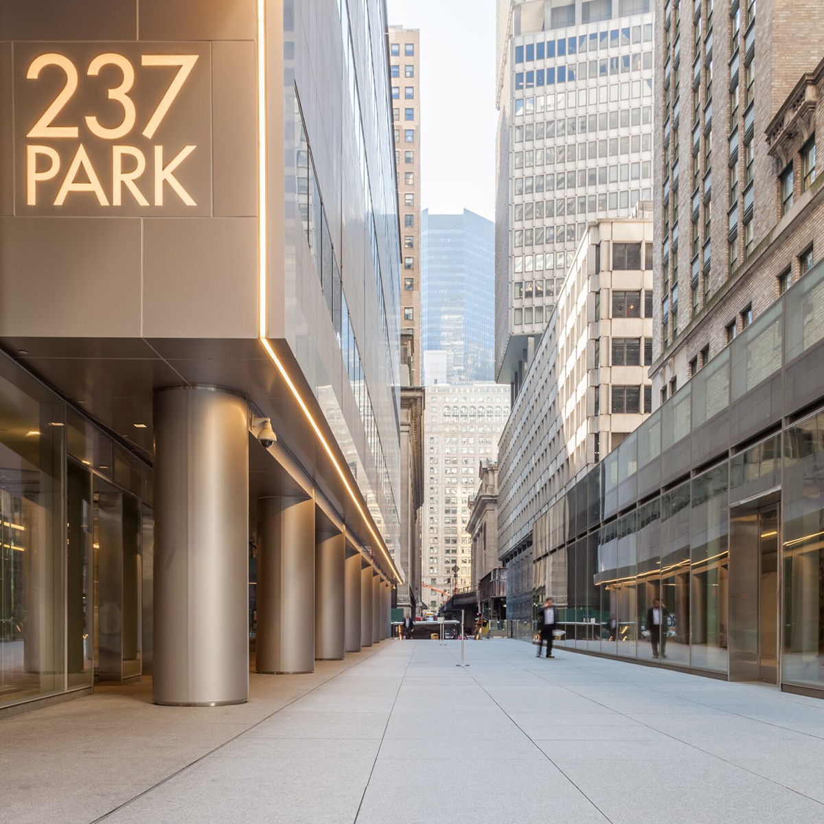 exterior entrance of Convene 237 Park Avenue